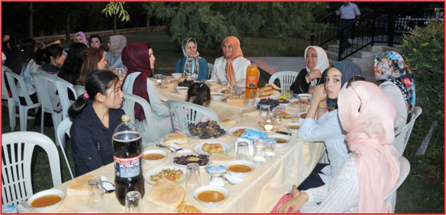 VİLDAN KOCA ÇOCUKLARI UNUTMADI !