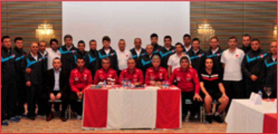 UEFA A KURSUNUN İLK ETABI TAMAMLANDI