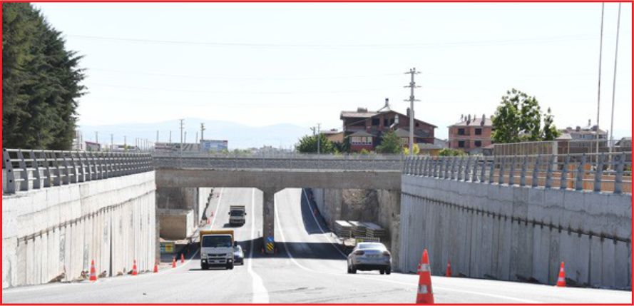KONYA-KARAMAN YHT HATTINDA İKİ ALT GEÇİT TRAFİĞE AÇILDI