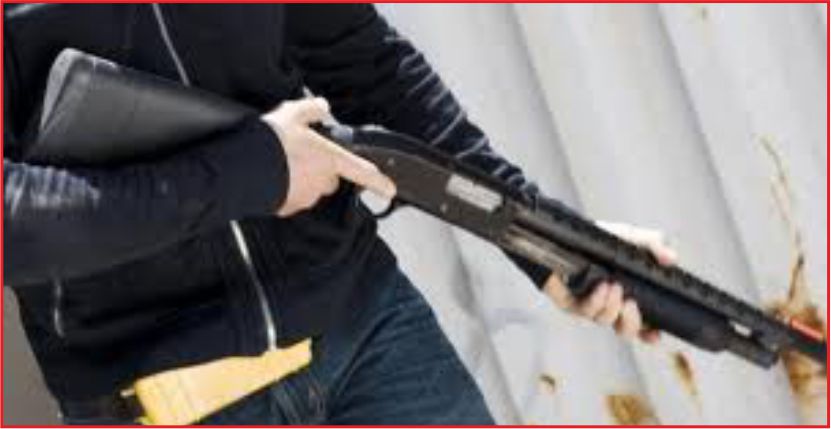 TARTIŞTIĞI OĞLUNU ÖLDÜRDÜ