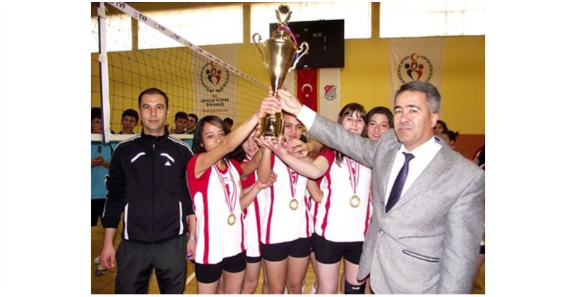 BİFA VE SPOR  LİSESİ ŞAMPİYON