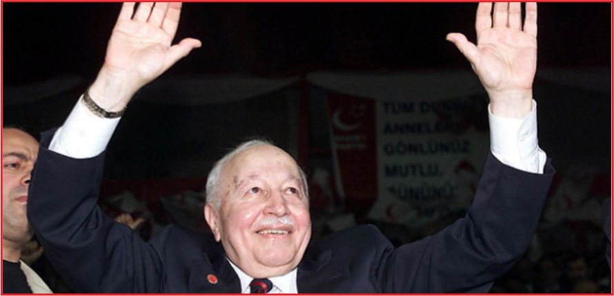 ERBAKAN MEZARI BAŞINDA ANILDI