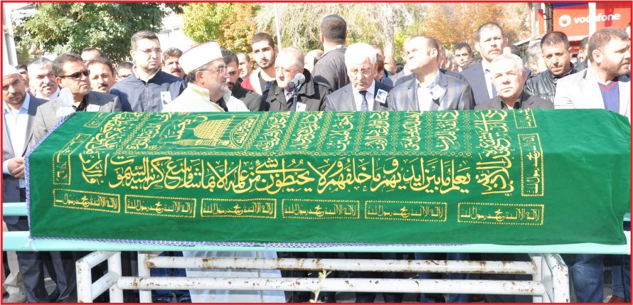 YENİLMEZ SON YOLCULUĞUNA UĞURLANDI !