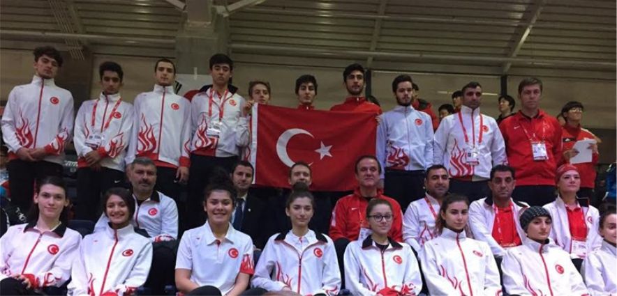 TEKVANDODA DERYA EŞME DÜNYA ÜÇÜNCÜSÜ OLDU