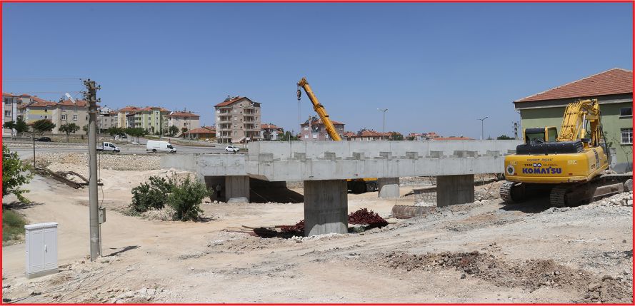 KÖPRÜ ÇALIŞMASINDA İLK TABLİYE YERLEŞTİRİLDİ