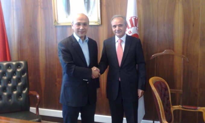 “ASIK SURATLI İDARECİ OLMAZ”