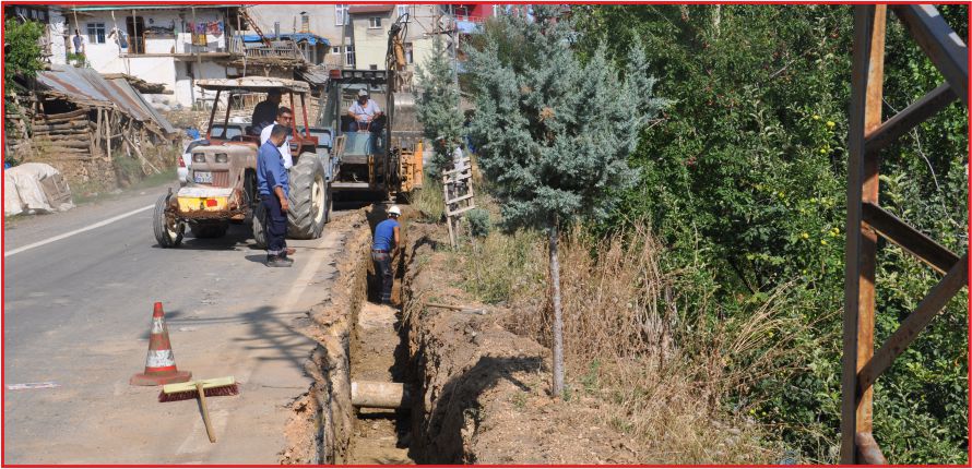 SARIVELİLER’DE ELEKTRİK HATLARI YER ALTINA