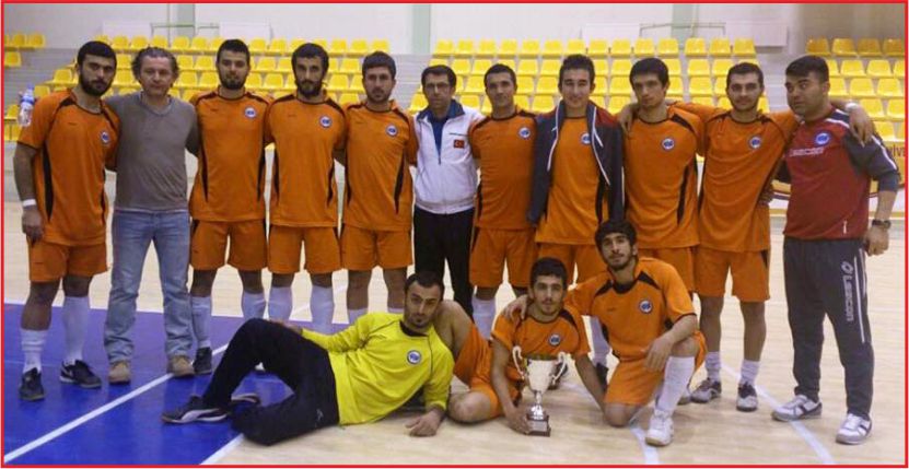 KMÜ SALON FUTBOLUNDA ŞAMPİYON OLDU