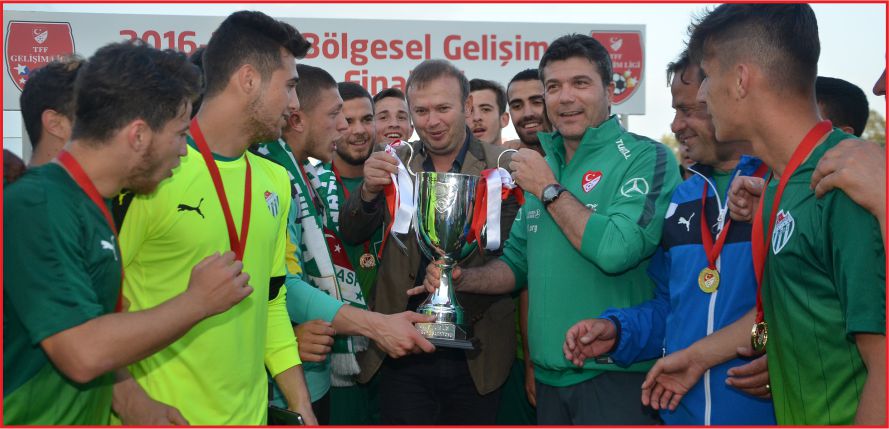 BÖLGESEL GELİŞİM U19 LİGİ'NDE ŞAMPİYON BURSASPOR