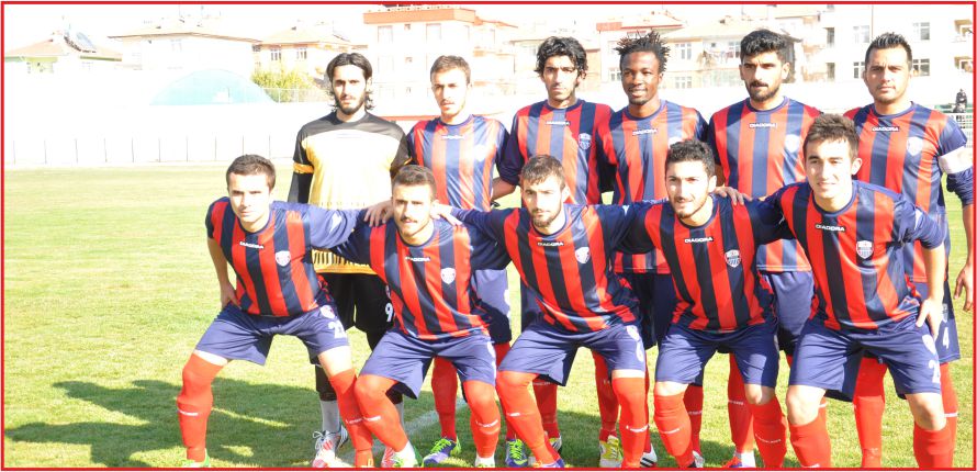 CEYHANSPOR KAYIPSIZ ZİRVEDE !