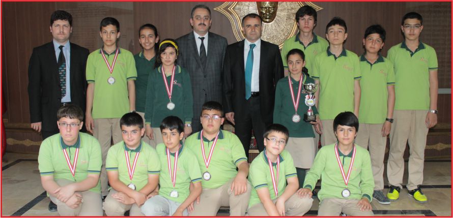 İL MİLLİ EĞİTİM MÜDÜRÜ TÜRKİYE ŞAMPİYONLARINI KABUL ETTİ