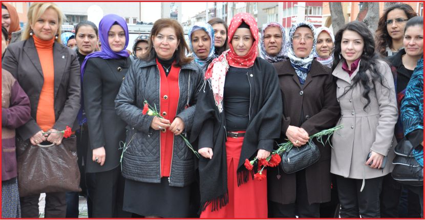 KADIN DÖVÜLEN DEĞİL ÖVÜLEN OLMALI