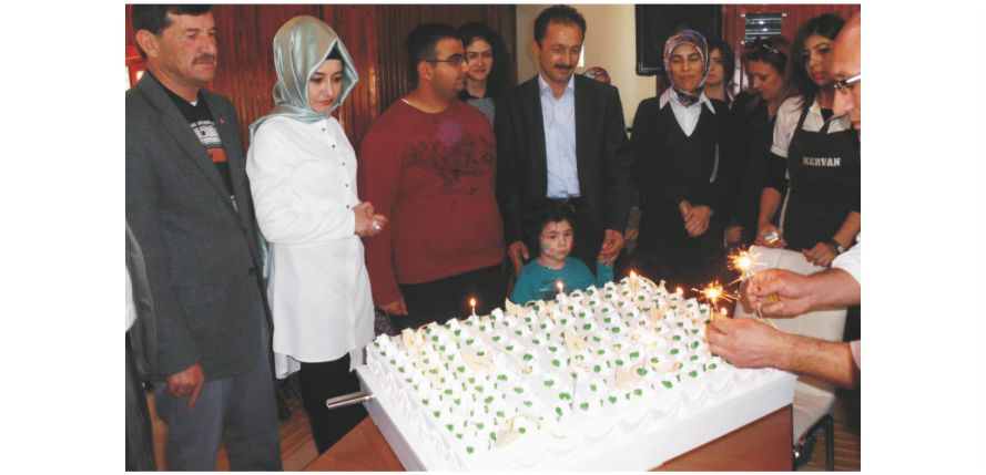 Ak Parti Engellilere Bayram Yaşattı