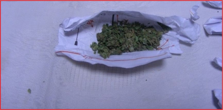 UYUŞTURUCU TİCARETİ YAPAN 4 KİŞİ TUTUKLANDI