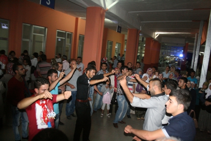 KINALI KUZULAR ASKERE GİDİYOR