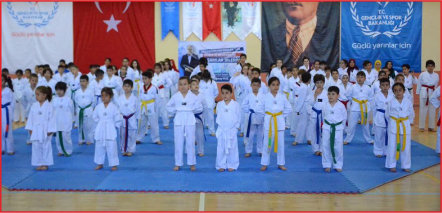 YENİ ŞAMPİYONLARIN KEMER TERFİLERİ YAPILDI