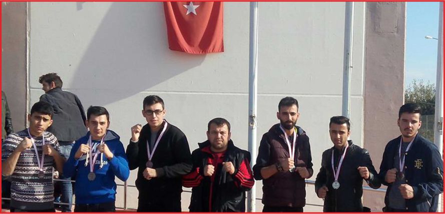 KARAMAN MUAY THAİ TAKIMINDAN 2 ALTIN 4 GÜMÜŞ MADALYA