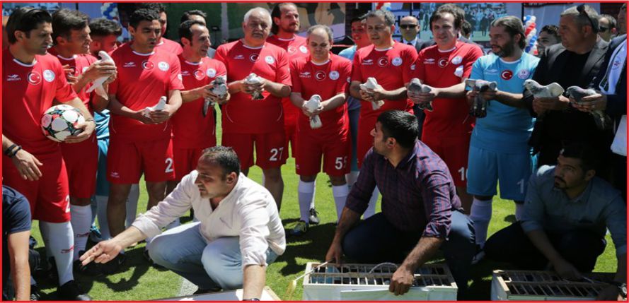 BAKAN ÇAĞATAY KILIÇ BARIŞ İÇİN SAHADAYDI