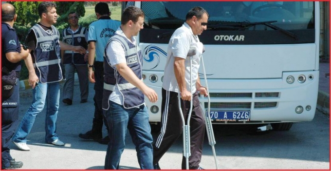 AKARYAKIT VURGUNUNDA İKİ TUTUKLAMA !