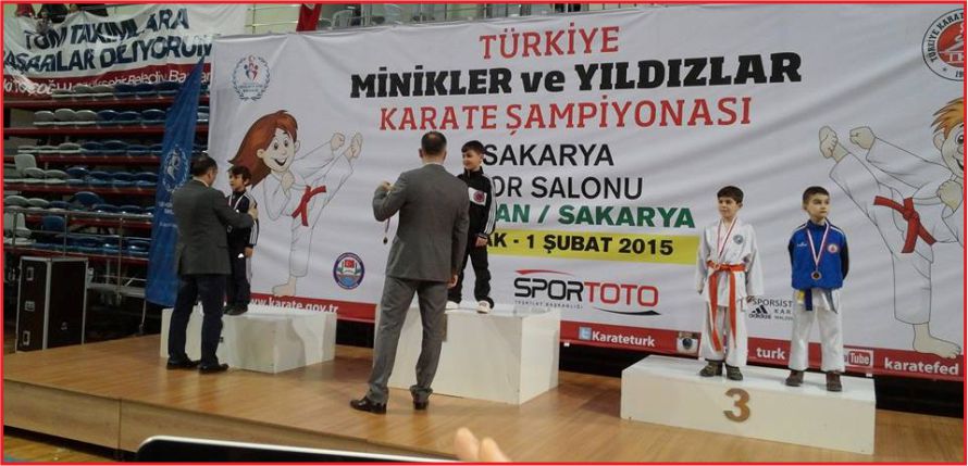 KARATECİLER BOŞ DÖNMÜYOR