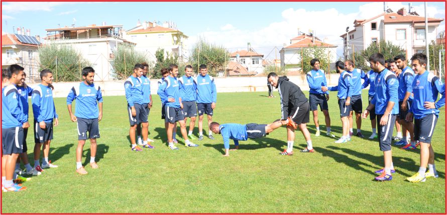 “ÖNCE LİG, SONRA KUPA”