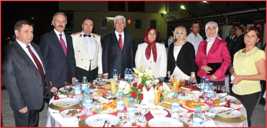 ZAFER BAYRAMI RESEPSİYONU VERİLDİ