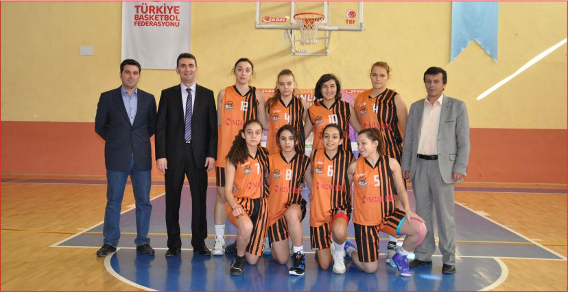 BASKETBOLDE PERDE KAPANIYOR