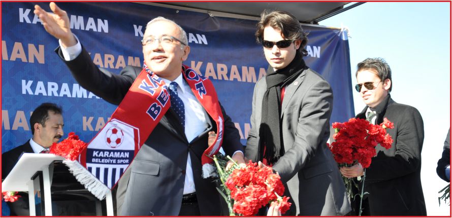 ELVAN ‘FIRTINASI ESTİ’ !