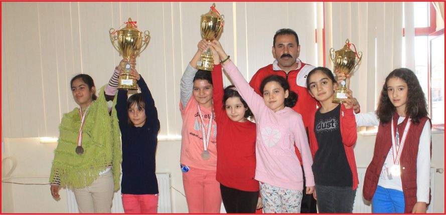 MİNİKLER VE KÜÇÜKLER SATRANÇ TURNUVASI SONA ERDİ