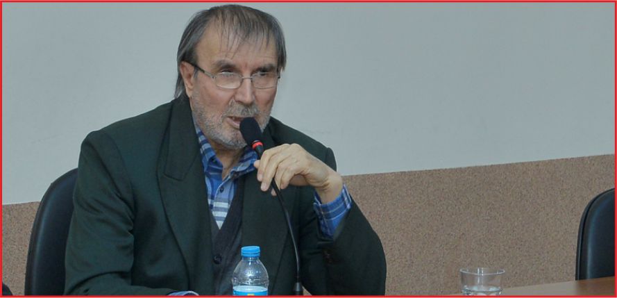 “MÜSLÜMAN ÇİLE ADAMIDIR”