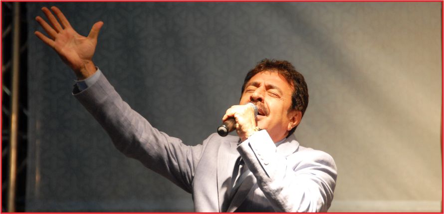 KALE DE AHMET SELÇUK İLKAN RÜZGÂRI ESTİ