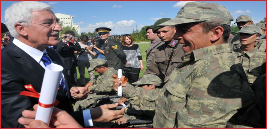 ÇAKI GİBİ ASKERLER !