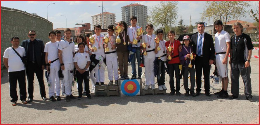 OKÇULAR HEDEFİ 12’DEN VURDU