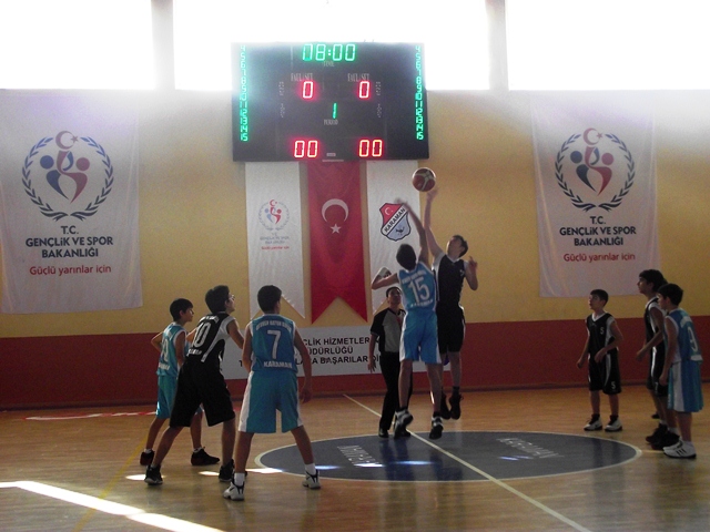 POTADA ŞAMPİYONLAR KUPALARINI ALDILAR