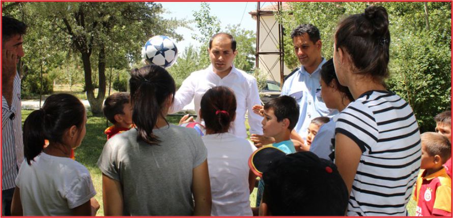 “KUR’AN AHLAKIYLA AHLAKLANMALIYIZ”