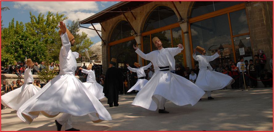 “KARAMAN KİMLİK KAZANIYOR”