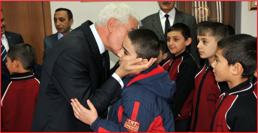 “HERKESE ÖRNEK  OLMALI”