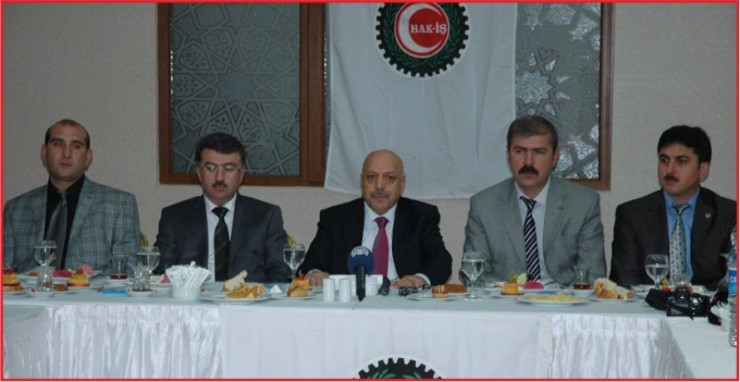 \&quot;İŞSİZLİK SENDİKALAŞMAYLA ÇÖZÜLÜR\&quot;