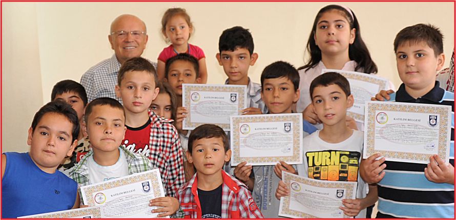 KÜÇÜK BİLİM ADAMLARI SERTİFİKALARINI ALDI
