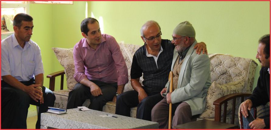 “VATANDAŞLARIMIZIN HİZMETKARIYIZ”