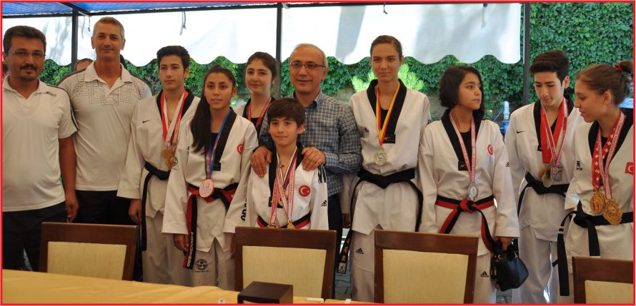 TAEKWONDO’DA BÜYÜK BAŞARILAR !