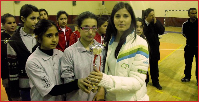 MASA TENİSİ MÜSABAKALARI YAPILDI