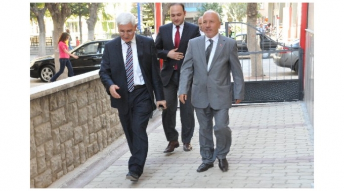 VALİ KOCA İL GENEL MECLİSİNİ ZİYARET ETTİ