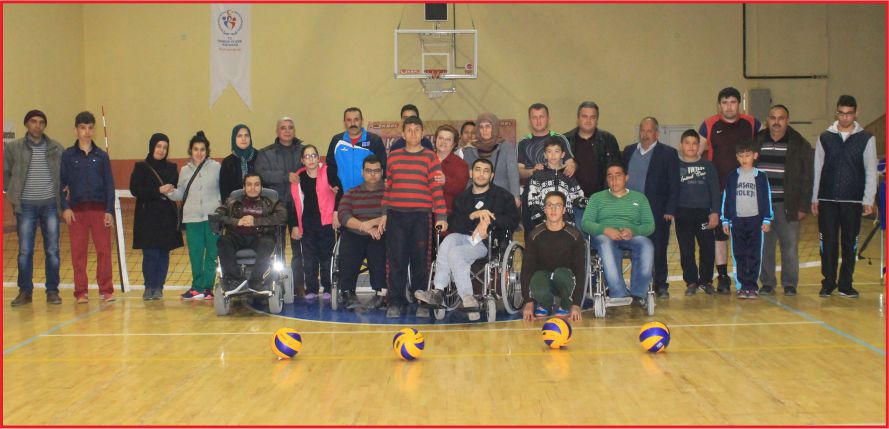 KARAMAN’DA ENGELLERİ “OTURARAK” AŞIYORLAR