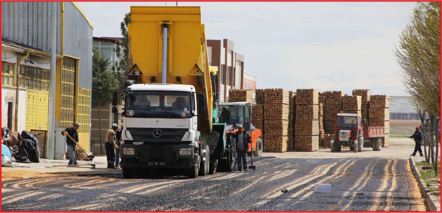 ASFALT ÇALIŞMALARI YENİ SANAYİ SİTESİNDE DEVAM EDİYOR