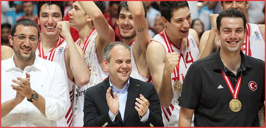 BAKAN’A BASKETBOL ONUR ÖDÜLÜ