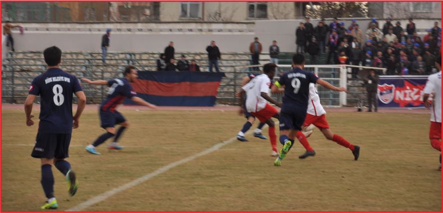 BAL LİGİNE DEVAM EDİLDİ