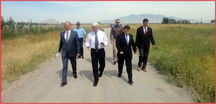 VALİ KOCA ÇAVUŞ MERA MEVKİSİNDE İNCELEMELERDE BULUNDU