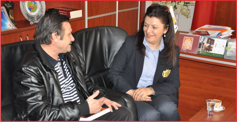 “AK PARTİ PİSLİKLERİ TEMİZLİYOR”