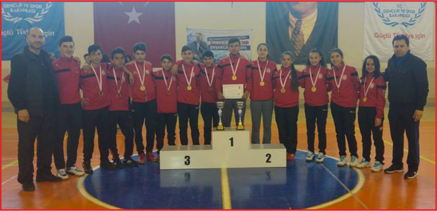 BADMİNTON MÜSABAKALARI SONA ERDİ